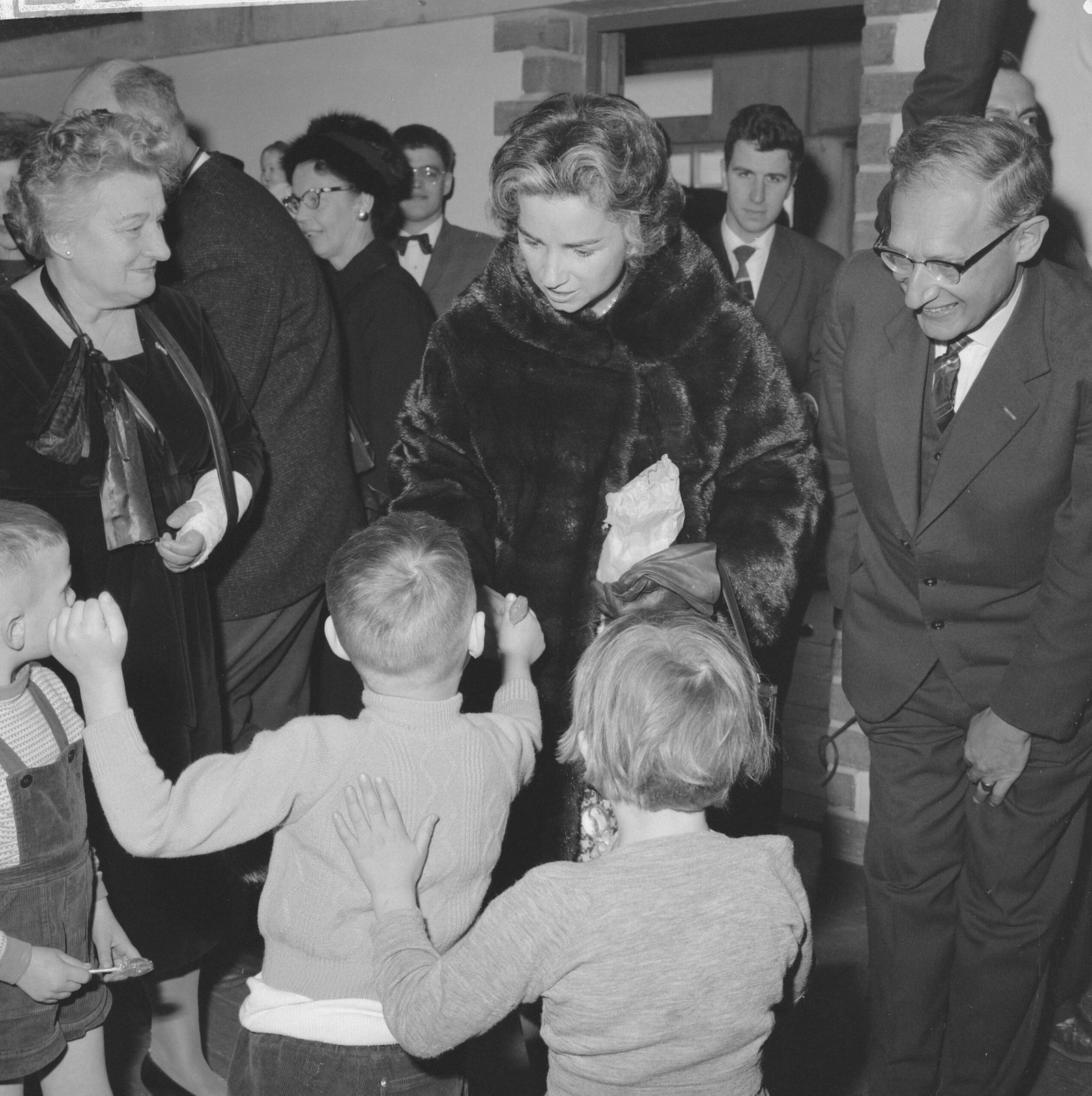 The Kennedy Family’s Grief (image credits: By Eric Koch / Anefo, CC0, https://commons.wikimedia.org/w/index.php?curid=65486994)