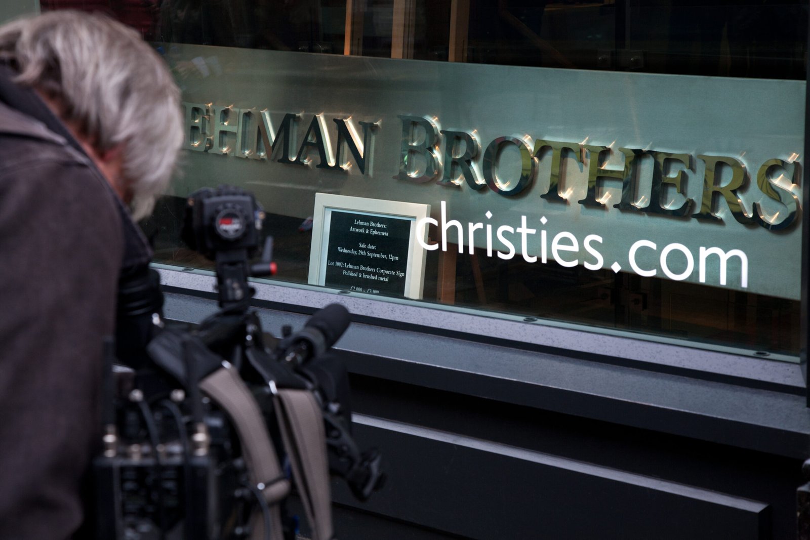 The Collapse of Lehman Brothers and the Shockwaves That Followed (image credits: By Jorge Royan, CC BY-SA 3.0, https://commons.wikimedia.org/w/index.php?curid=15101234)