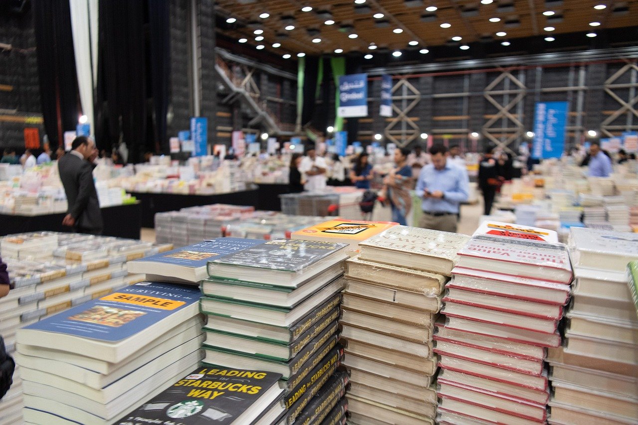 Consistent Presence on Bestseller Lists (image credits: pixabay)