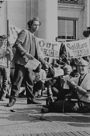 Mario Savio: The Voice of the Free Speech Movement (image credits: Transferred from en.wikipedia to Commons., CC BY-SA 3.0, https://commons.wikimedia.org/w/index.php?curid=11371109)