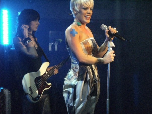 Stupid Girls - Pink's Media Critique (image credits: By Corbuzon, CC BY 3.0, https://commons.wikimedia.org/w/index.php?curid=6006849)