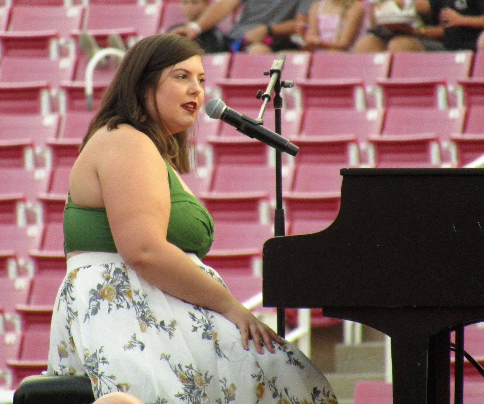 She Keeps Me Warm - Normalizing Same-Sex Love (image credits: Mary Lambert at LoveLoud 2018, CC BY-SA 2.0, https://commons.wikimedia.org/w/index.php?curid=72067105)