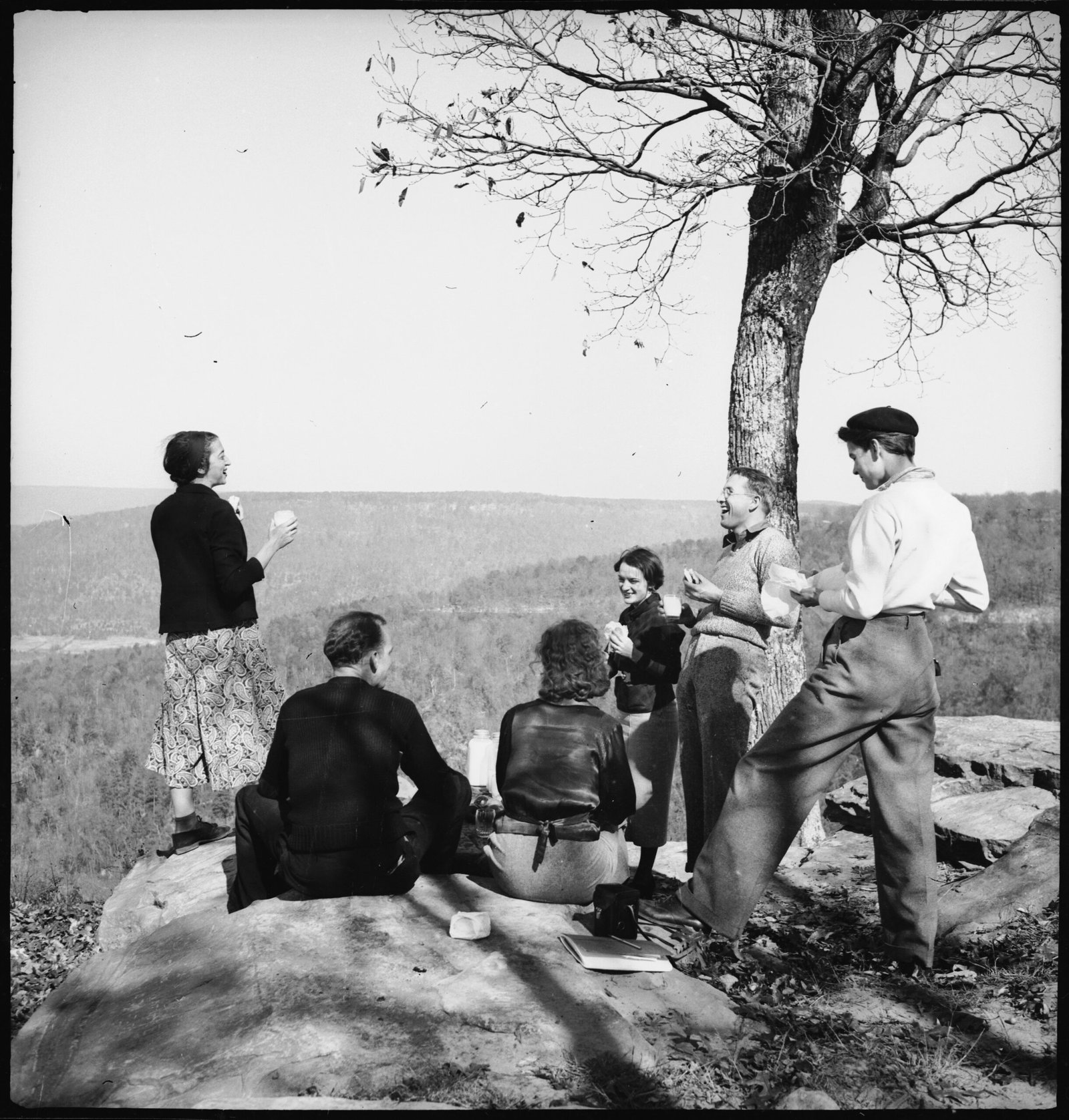 The Highlander Folk School – Where Racial Barriers First Crumbled (image credits: By Annemarie Schwarzenbach, Public domain, https://commons.wikimedia.org/w/index.php?curid=61869901)