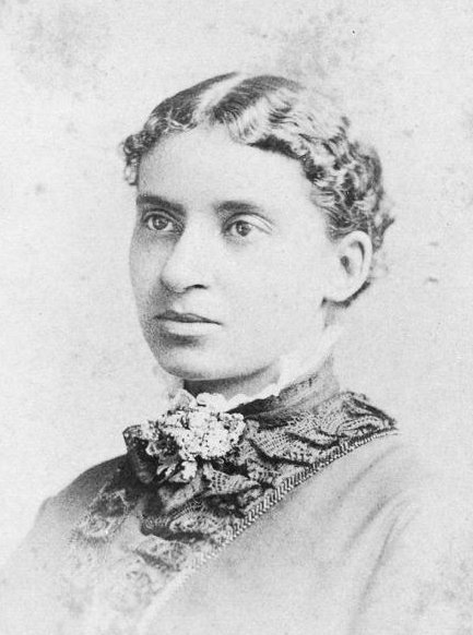 The Educator Whose Methods Transformed Two Continents (image credits: By Unattributed studio portrait, Public domain, https://commons.wikimedia.org/w/index.php?curid=12862539)