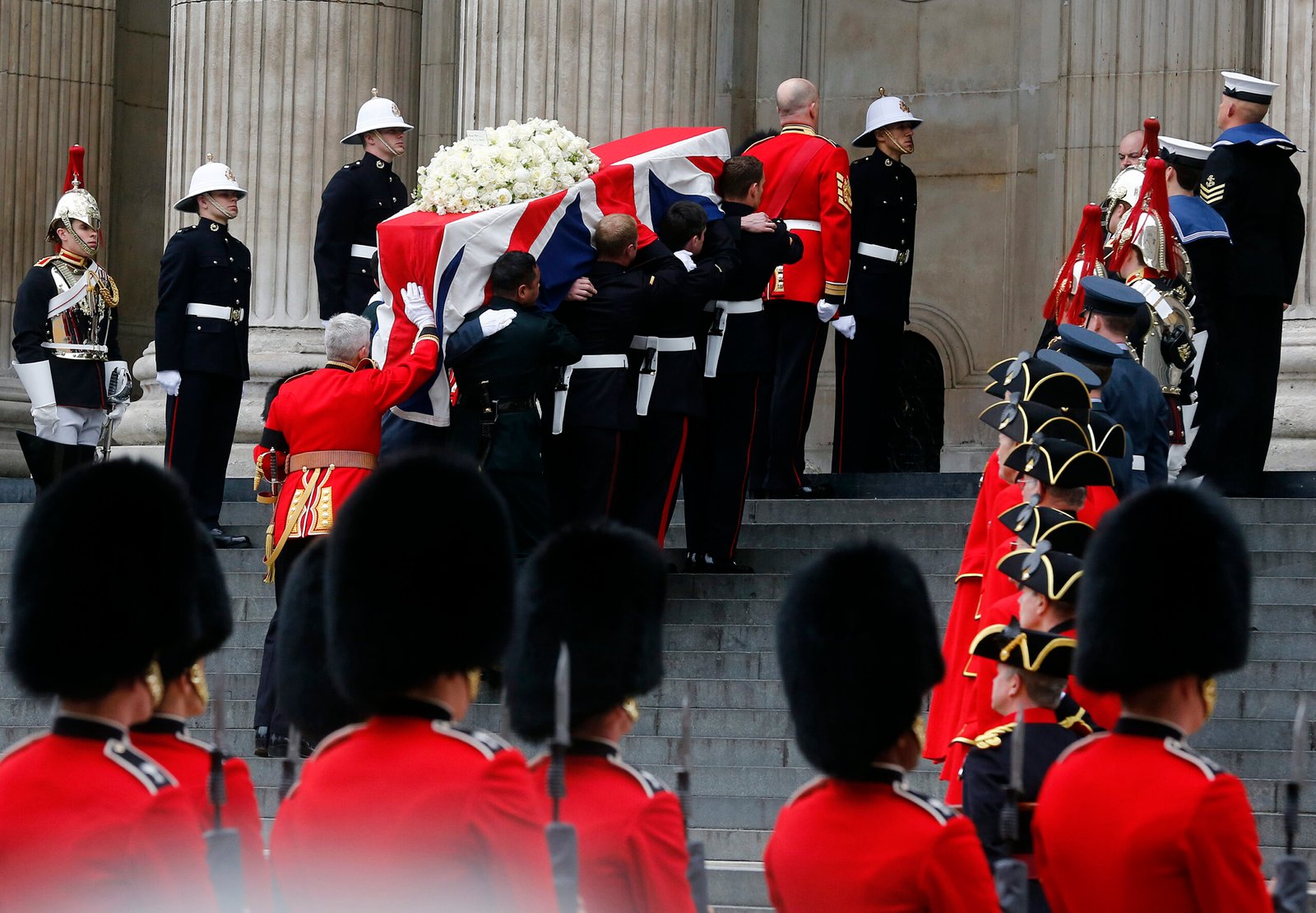 1. “Ding Dong! The Witch Is Dead” – The Wizard of Oz Cast (image credits: Begräbnis Margaret Thatcher
Uploaded by High Contrast, CC BY 2.0, https://commons.wikimedia.org/w/index.php?curid=26818205)