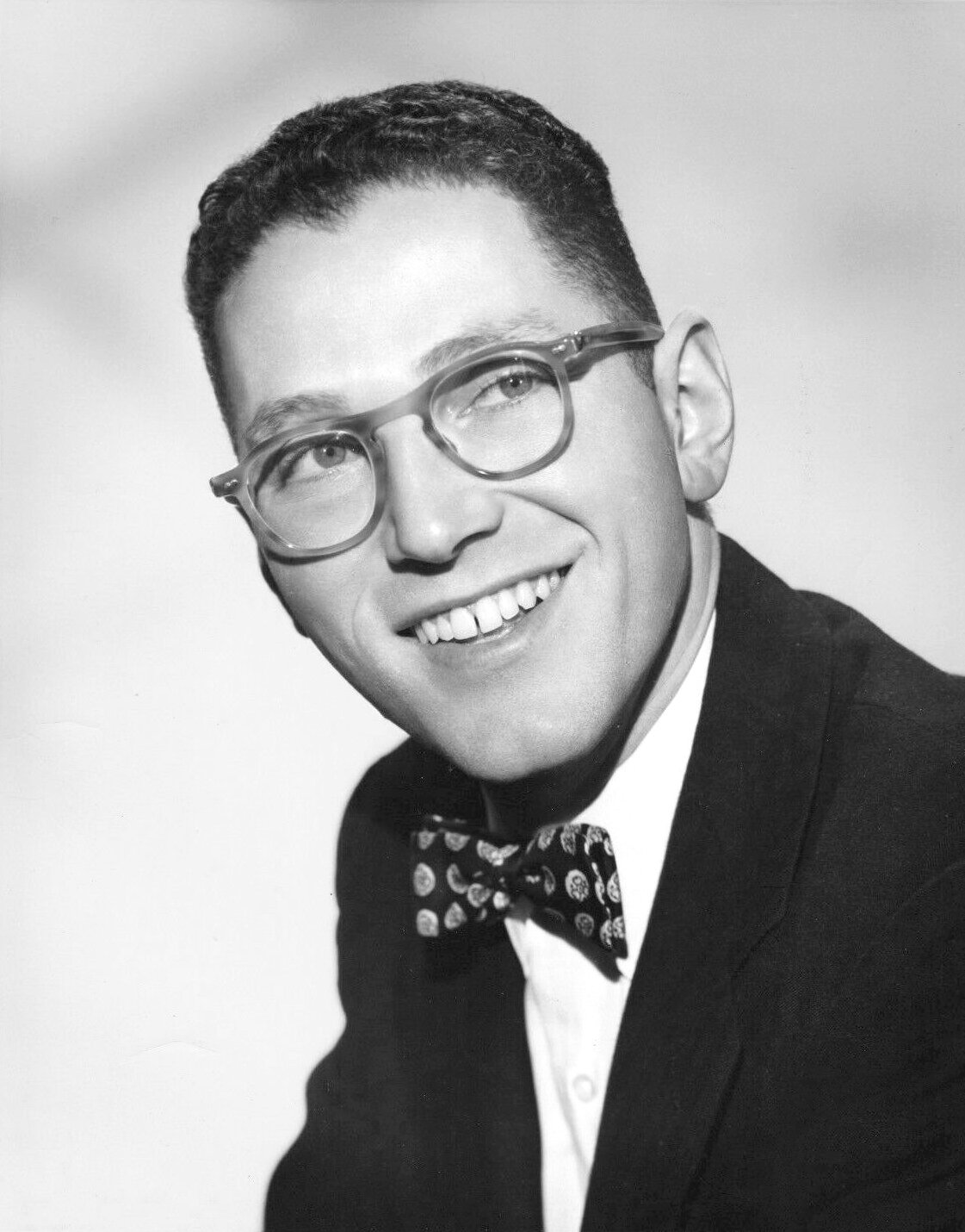 Pollution: Tom Lehrer's Satirical Wake-Up Call (image credits: eBay: front, back, Public domain, https://commons.wikimedia.org/w/index.php?curid=100180577)