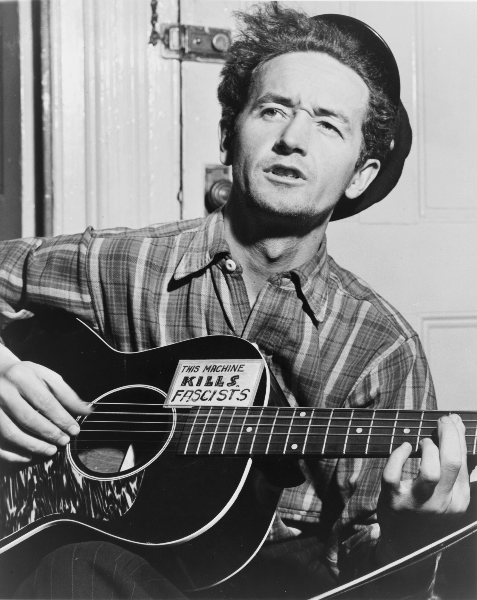 This Land Is Your Land: Woody Guthrie's Environmental Anthem (image credits: This image is available from the United States Library of Congress's Prints and Photographs division under the digital ID cph.3c13276.This tag does not indicate the copyright status of the attached work. A normal copyright tag is still required. See Commons:Licensing., Public domain, https://commons.wikimedia.org/w/index.php?curid=1574980)