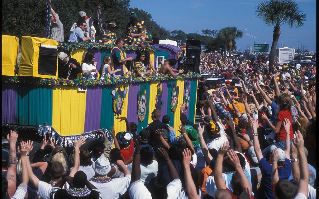Galveston, Texas – Mardi Gras with a Coastal Twist (image credits: flickr)