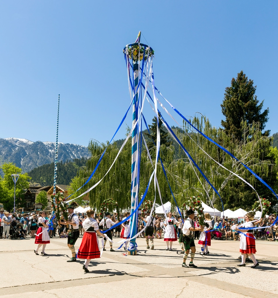 Frankenmuth, Michigan – Bavaria in the Midwest (image credits: rawpixel)