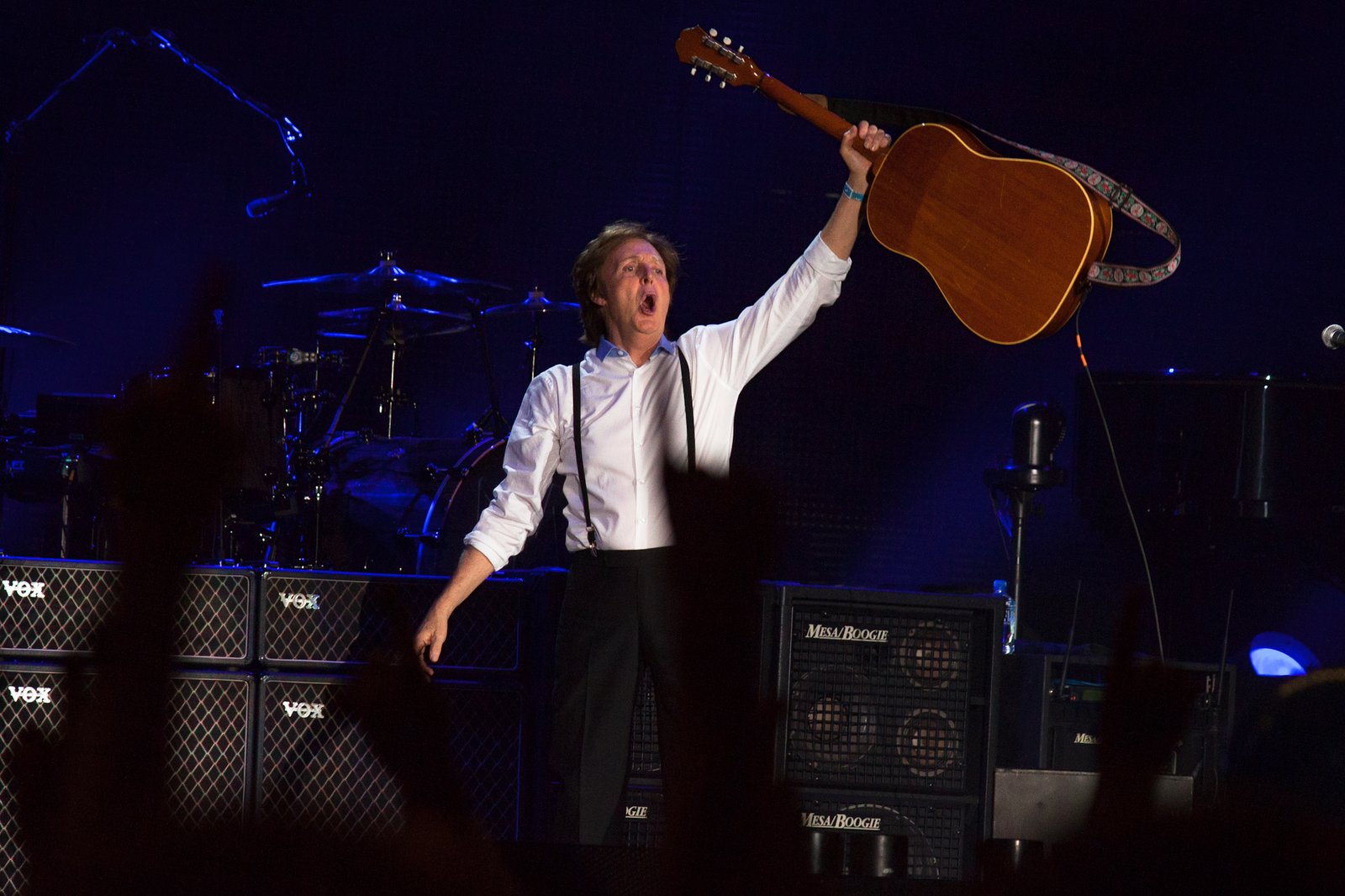 Dirty Dancing (1987): The Time of Everyone's Life (image credits: Oh Yeah! Paul McCartney first time visit to Uruguay! | ON THE RUN - South America Tour 2012 | 120416-9769-jikatu, CC BY-SA 2.0, https://commons.wikimedia.org/w/index.php?curid=32630806)