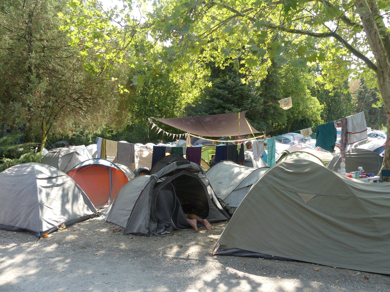 Affordability Compared to US Festivals (image credits: By Elekes Andor, CC BY-SA 4.0, https://commons.wikimedia.org/w/index.php?curid=121884250)