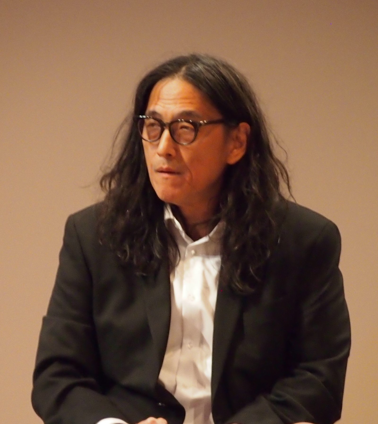 Poetry of Exile: Immigrant and Refugee Perspectives (image credits: By Slowking4, GFDL 1.2, https://commons.wikimedia.org/w/index.php?curid=61348891)