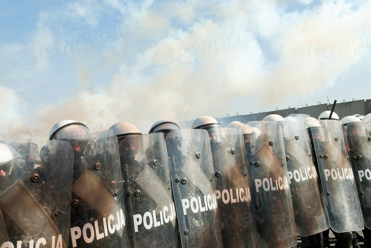Protesters Face Police Crackdowns (image credits: rawpixel)