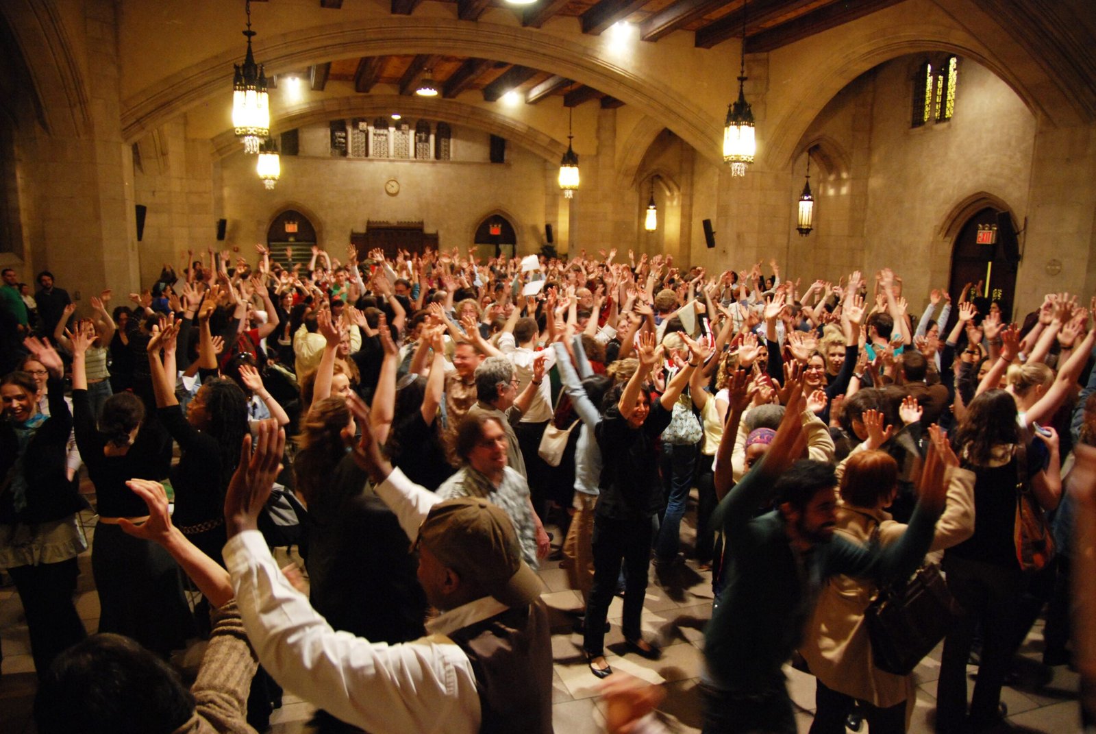 Performance Art: Crying Out for Change (image credits: By Thehero, CC BY-SA 3.0, https://commons.wikimedia.org/w/index.php?curid=6717882)