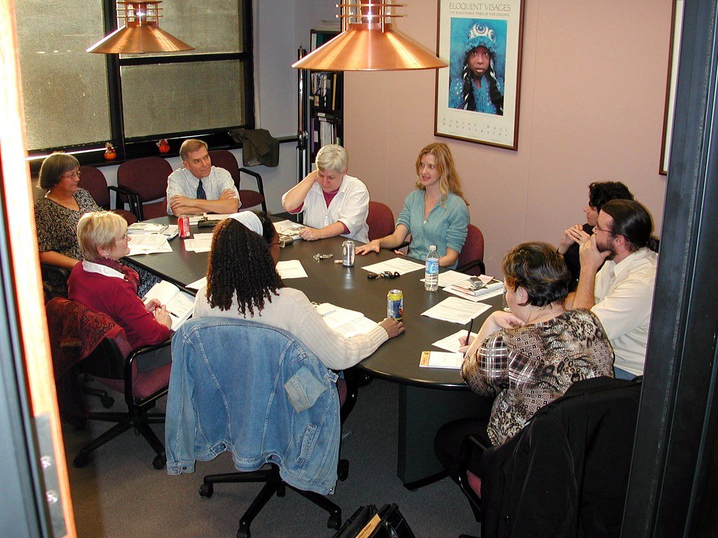 Polarization at the Table (image credits: flickr)