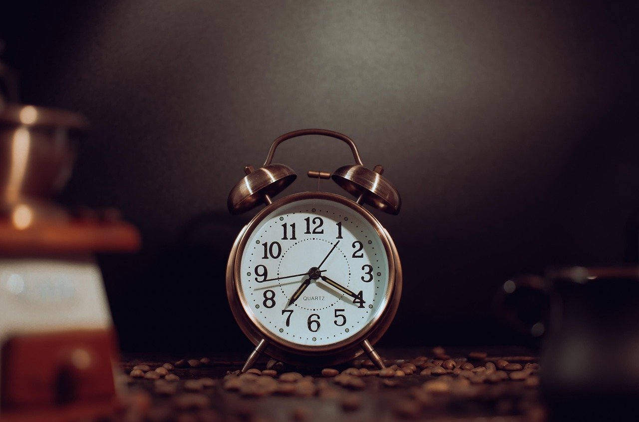 Time of Day Shapes Your Recommendations (image credits: pixabay)