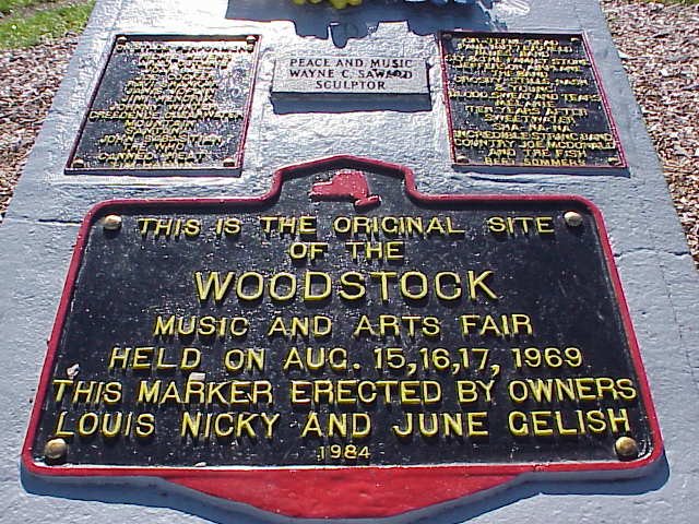 Peace, Love, and Riots at Woodstock 1999 (image credits: wikimedia)
