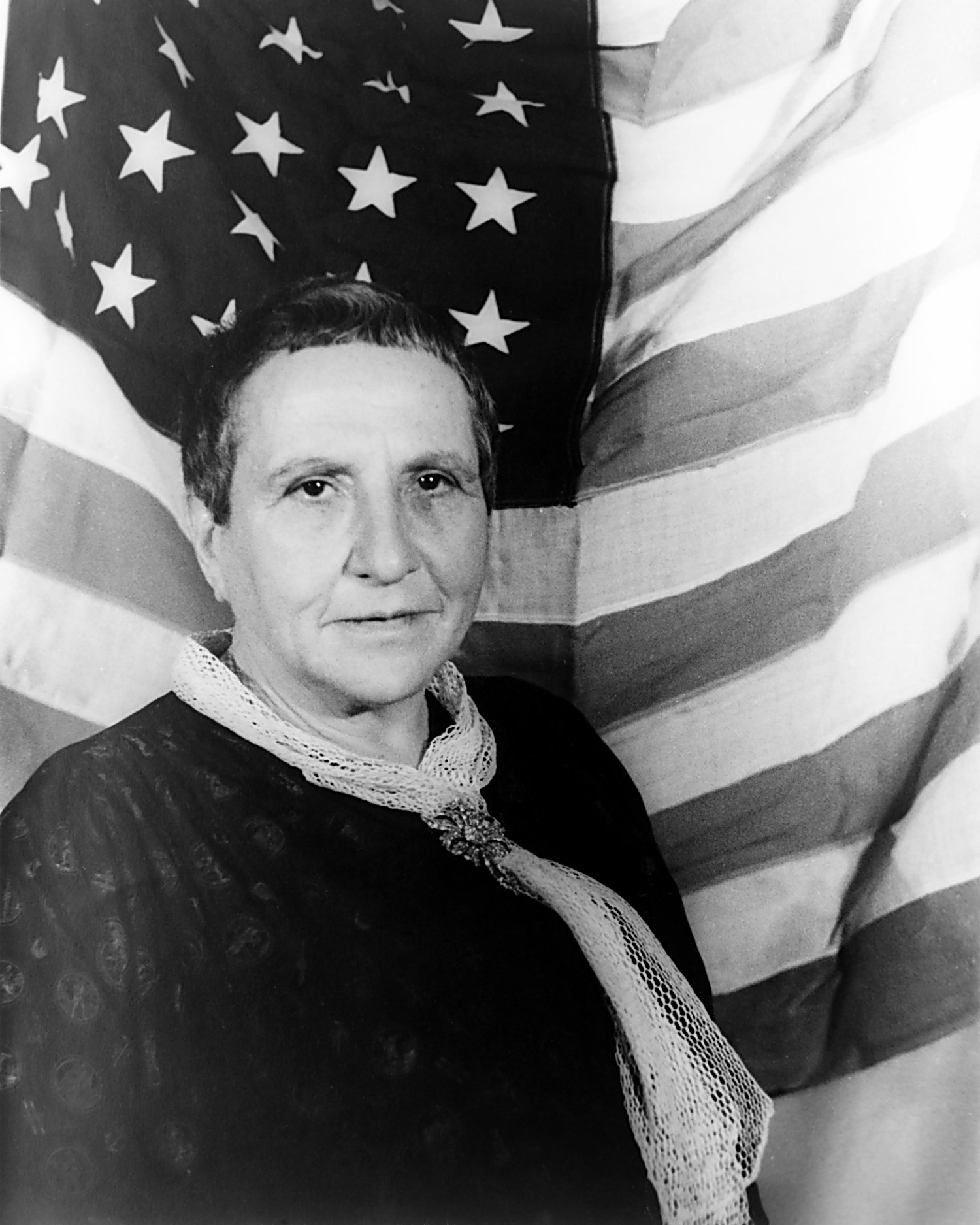 Gertrude Stein – Cow Contemplation (image credits: Van Vechten Collection at Library of Congress, Public domain, https://commons.wikimedia.org/w/index.php?curid=36601)