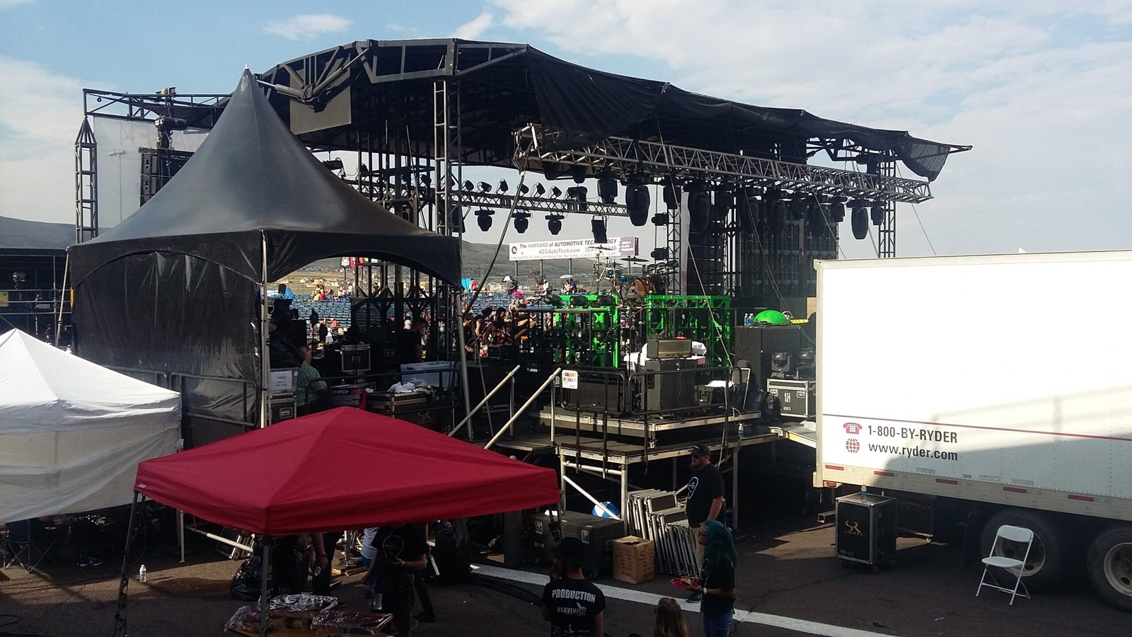 The Technical Chess Game Behind the Curtain (image credits: wikimedia)