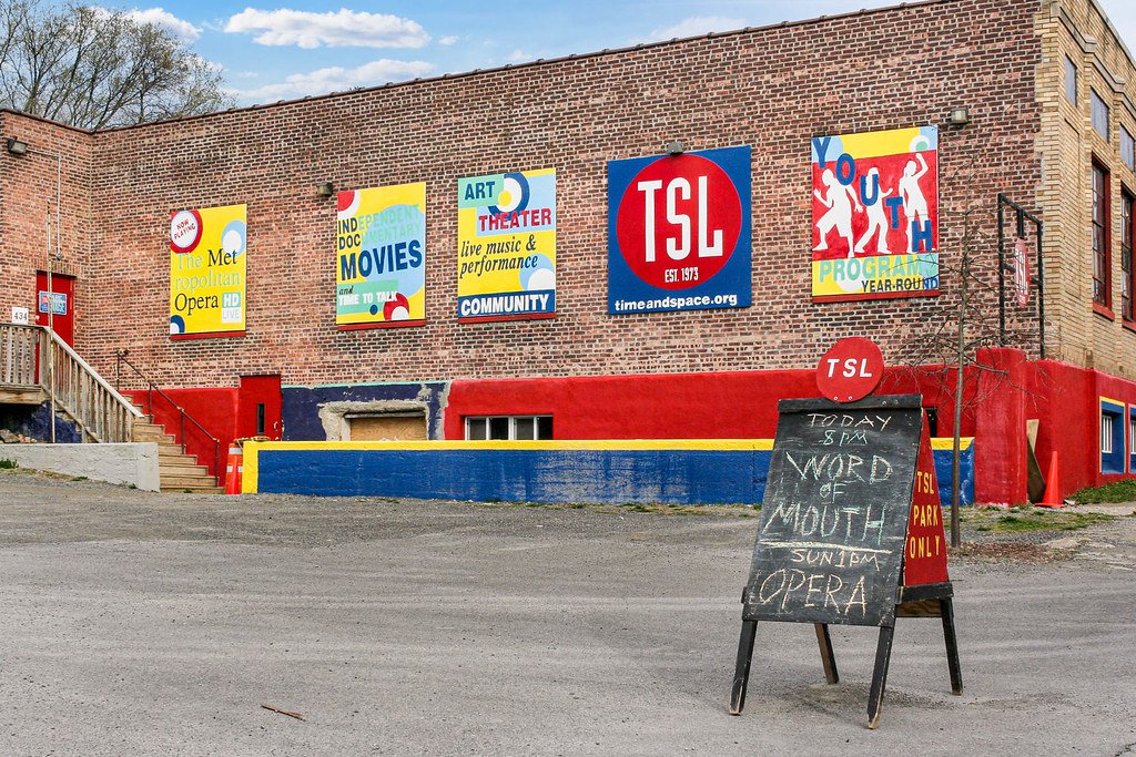 Cultural Adaptation: When Bands Cross Borders (image credits: flickr)