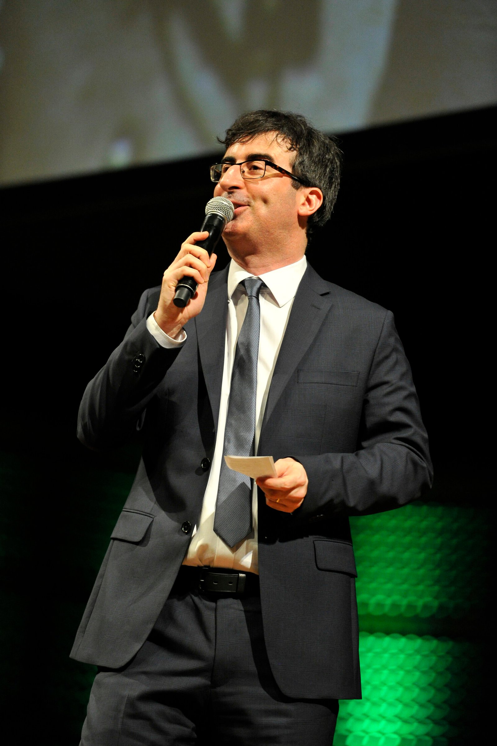 Satire’s Role in Exposing Scandals (image credits: By Steve Jennings for TechCrunch, CC BY 2.0, https://commons.wikimedia.org/w/index.php?curid=47318322)