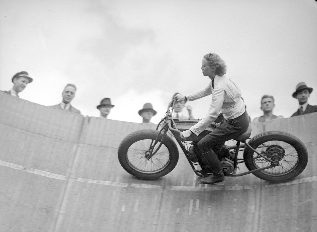 The Sideshow: Oddities and Outsiders (image credits: flickr)