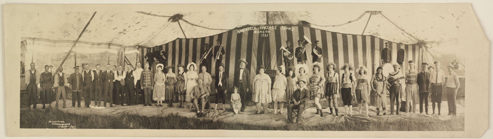 African American Performers: Breaking Barriers (image credits: This file was contributed to Wikimedia Commons by Indiana State Library and Historical Bureau as part of a cooperation project. The donation was facilitated by the Digital Public Library of America, via its partner Indiana Memory.
Record in source catalog
DPLA identifier: 5e0e32e497743b81fe22244c54eaa516
Indiana State Library and Historical Bureau identifier: http://indianamemory.contentdm.oclc.org/cdm/ref/collection/p16066coll13/id/2727, Public domain, https://commons.wikimedia.org/w/index.php?curid=90256252)