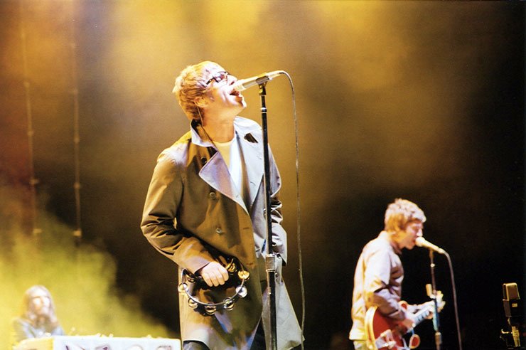 Oasis: Brothers at War Again (image credits: originally posted to Flickr as oasis.gallagher.bros.001, CC BY-SA 2.0, https://commons.wikimedia.org/w/index.php?curid=373476)