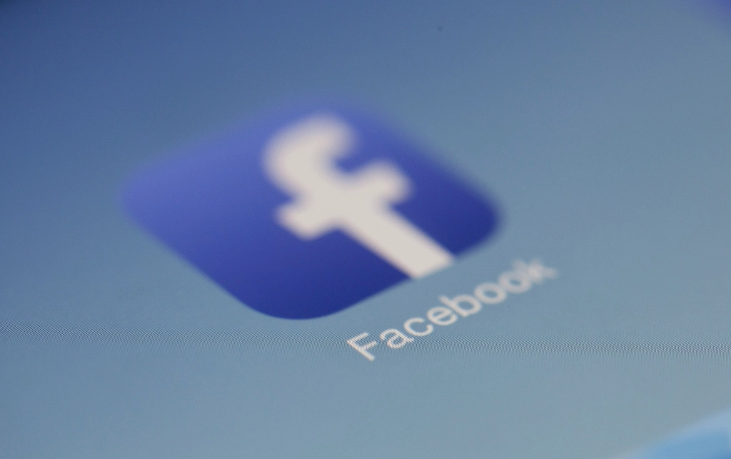 The Role of Digital Platforms in Modern Disputes (image credits: rawpixel)