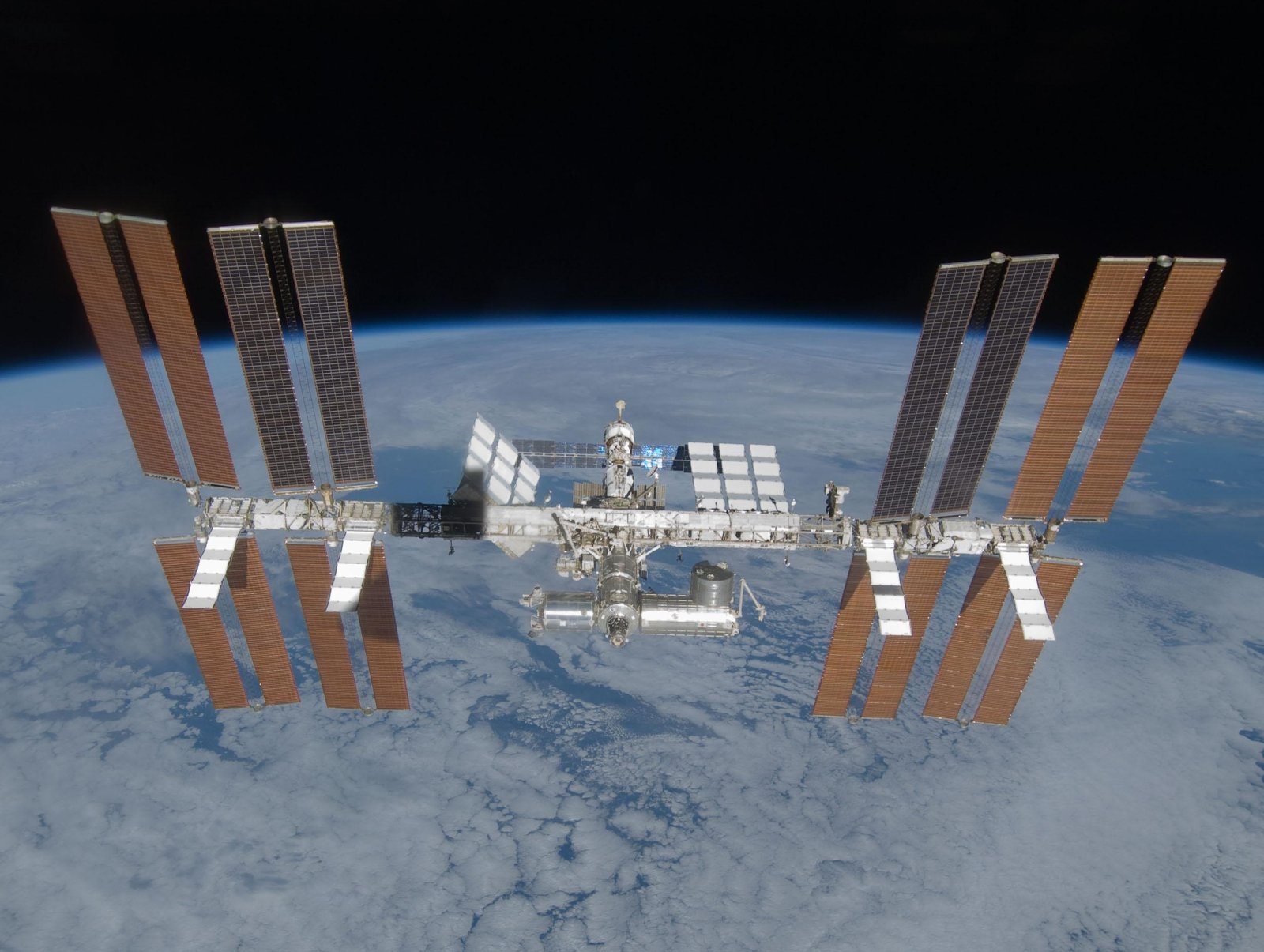 The International Space Station: A Quarter-Trillion Dollar Dream (image credits: wikimedia)