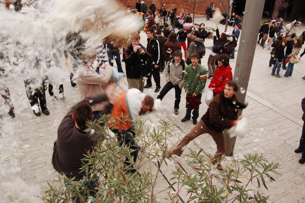 International Pillow Fight Day (Worldwide) (image credits: flickr)