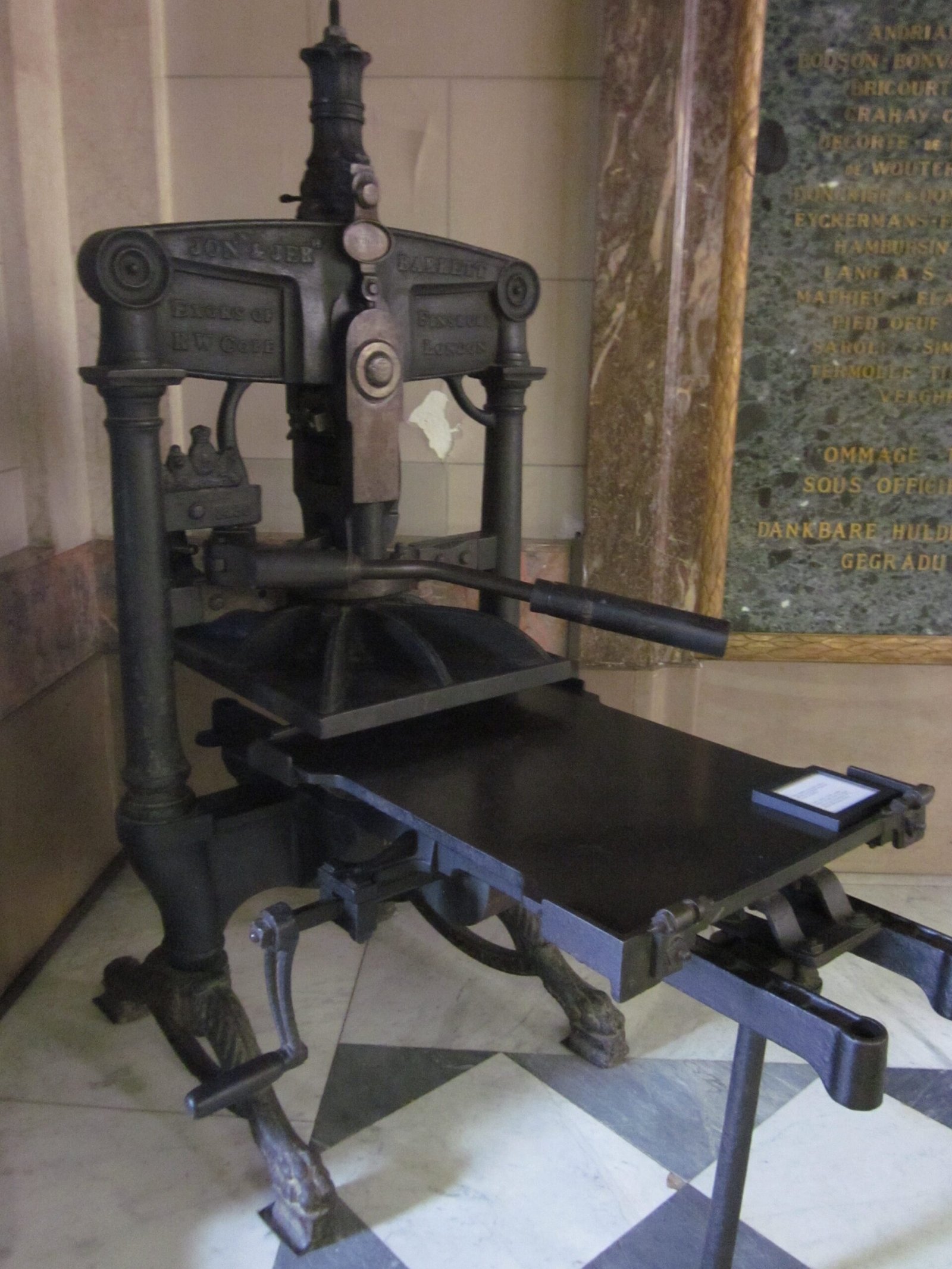 Missionary Influence and Early Obstacles (image credits: By Brigade Piron, CC BY-SA 3.0, https://commons.wikimedia.org/w/index.php?curid=28629775)