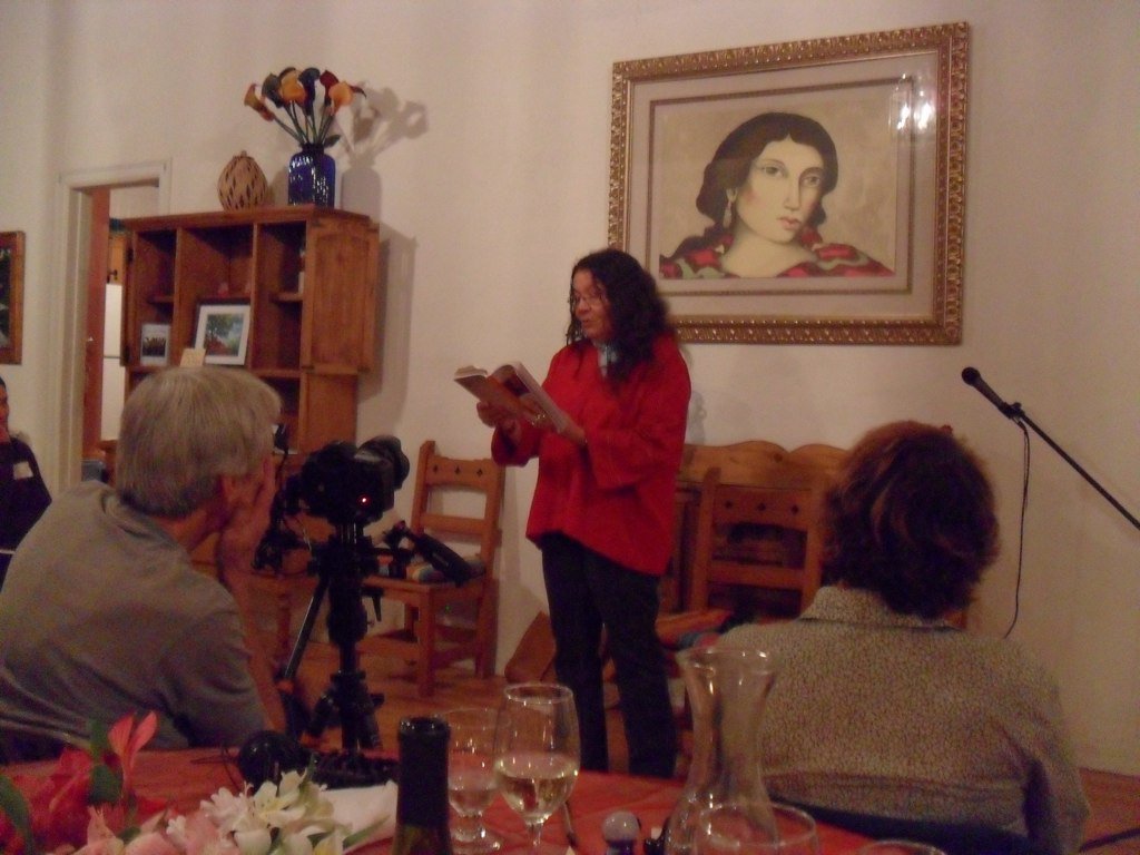 The Impact of the Native American Renaissance (image credits: Headliner Leslie Marmon Silko at the banquet reading, CC BY-SA 2.0, https://commons.wikimedia.org/w/index.php?curid=67167242)
