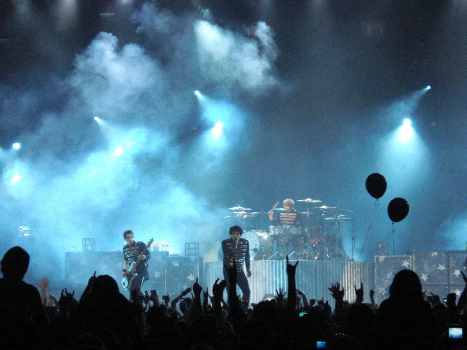 The Black Parade – My Chemical Romance (image credits: DSC00426, CC BY 2.0, https://commons.wikimedia.org/w/index.php?curid=2308319)