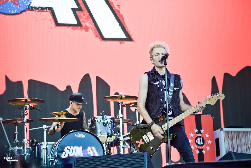Does This Look Infected? – Sum 41 (image credits: flickr)