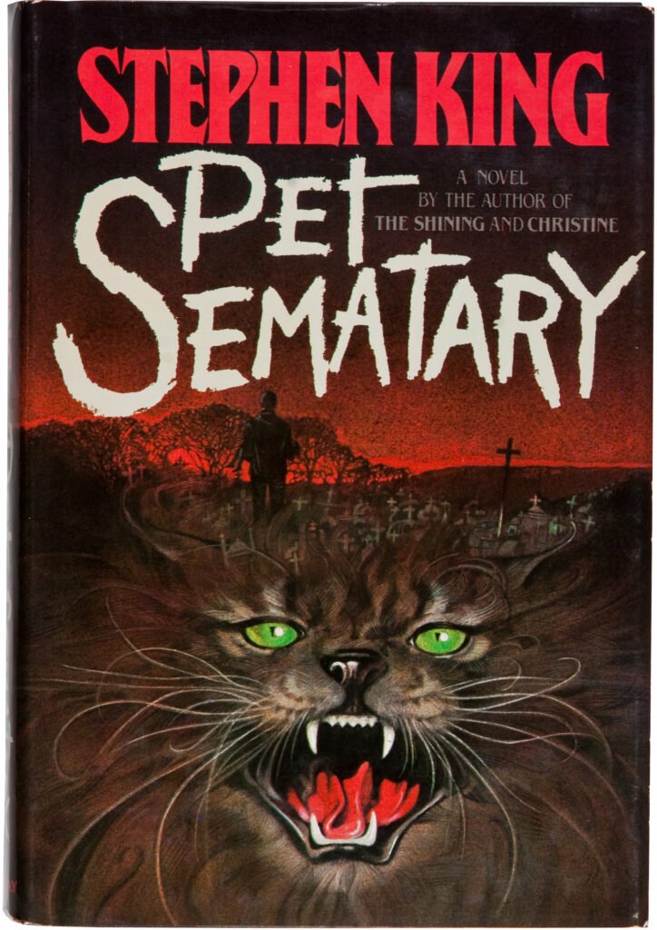 28 Books You Should Never Read Before Bedtime