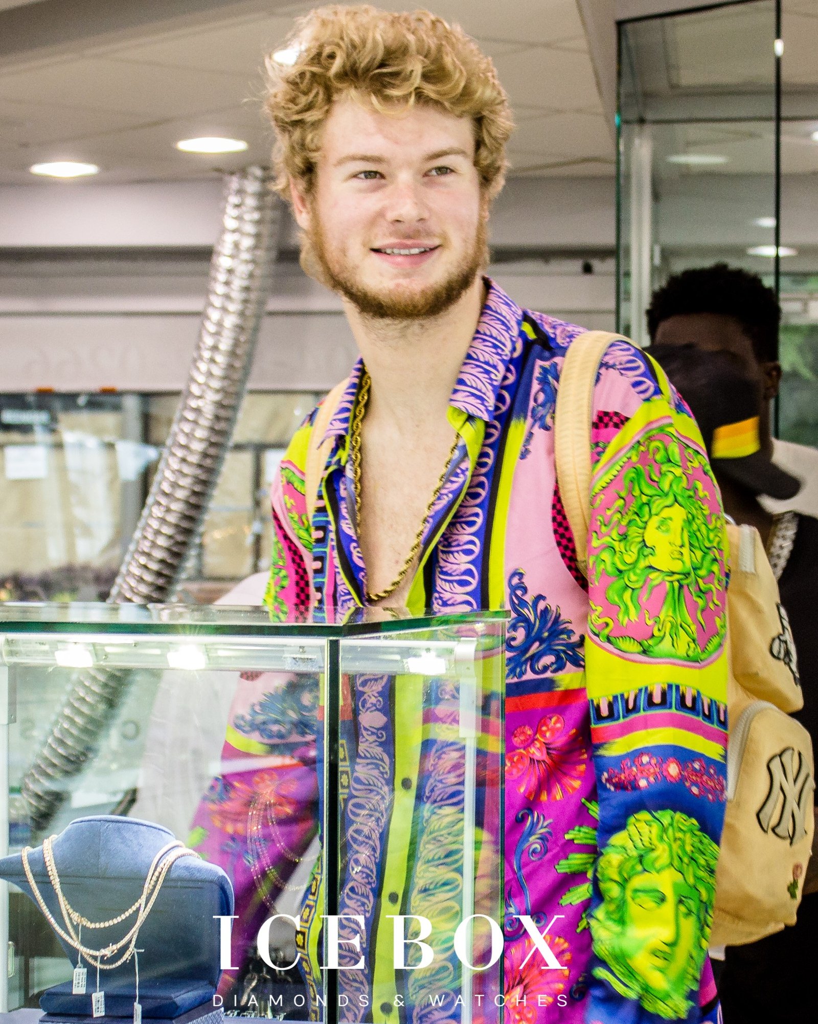 Yung Gravy – Betty (Get Money) (image credits: By WikiWikiSkylar, CC BY-SA 4.0, https://commons.wikimedia.org/w/index.php?curid=85214624)