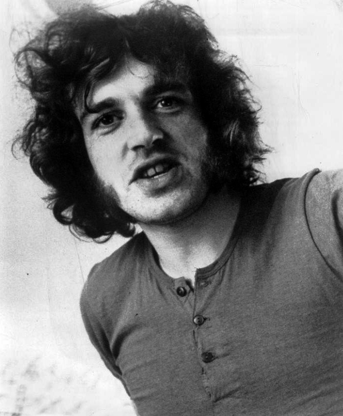 Joe Cocker – With a Little Help from My Friends (Originally by The Beatles) (image credits: eBay item
photo front
photo back, Public domain, https://commons.wikimedia.org/w/index.php?curid=17011388)
