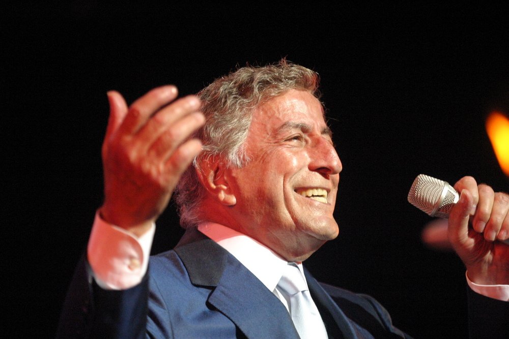 Tony Bennett – Jazz Royalty Meets MTV (image credits: By Tom Beetz, CC BY 2.0, https://commons.wikimedia.org/w/index.php?curid=19264138)