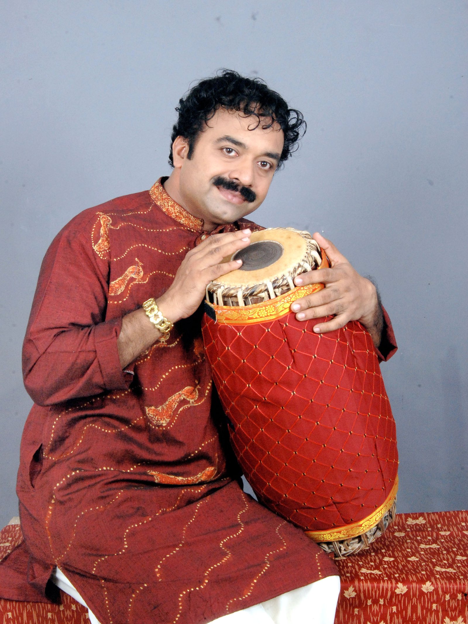 The Carnatic Marathon: 501 Hours of Continuous Rhythm (image credits: By Kgr mridangam, CC BY-SA 3.0, https://commons.wikimedia.org/w/index.php?curid=24486821)