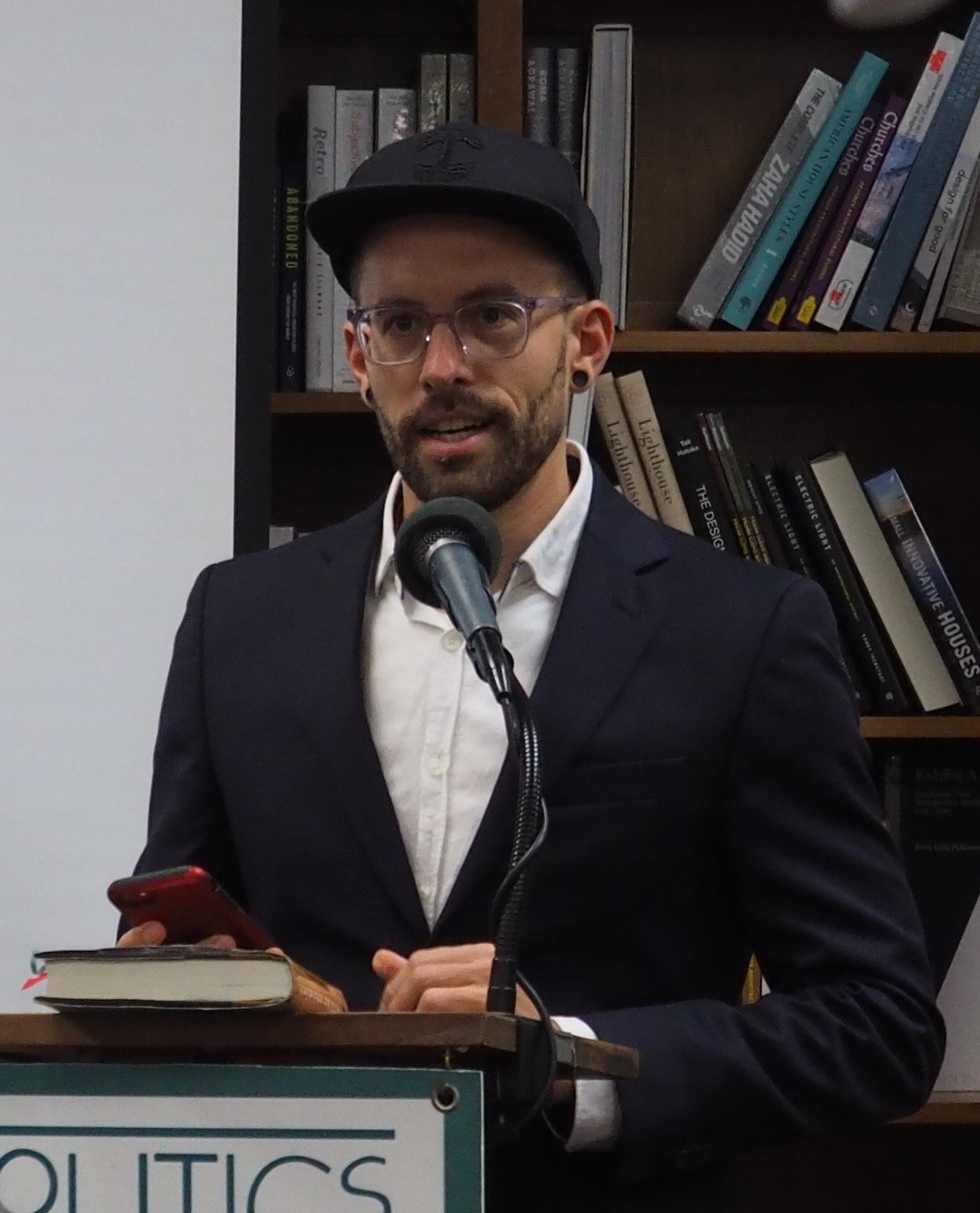 14. Shane Bauer (image credits: By slowking4, CC BY-SA 2.5, https://commons.wikimedia.org/w/index.php?curid=72931262)