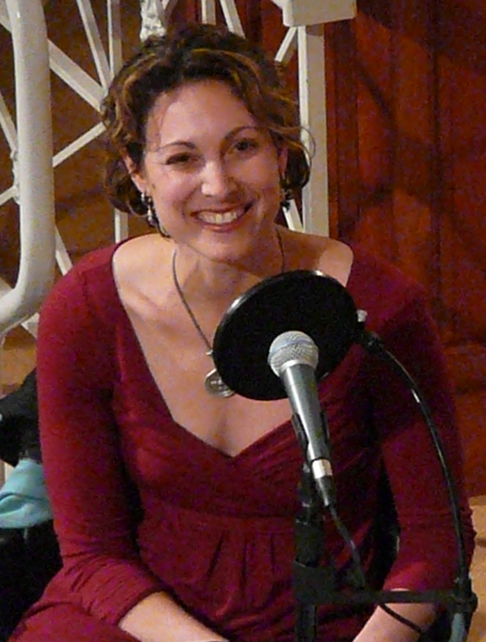 15. Emily Bazelon (image credits: wikimedia)