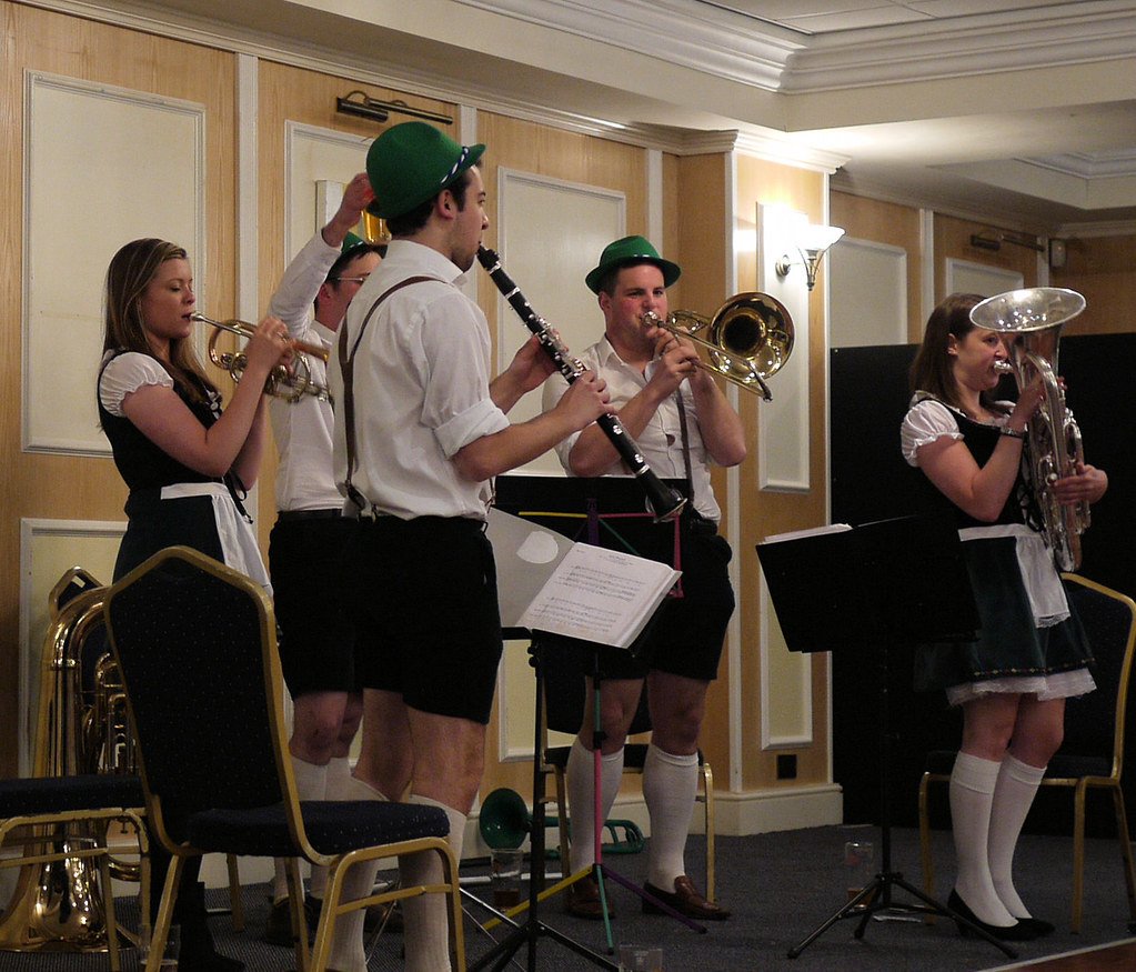 Oktoberfest (Germany) – The Ultimate Beer Celebration (image credits: flickr)