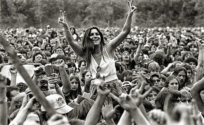 Paving the Way for Music Festivals (image credits: flickr)