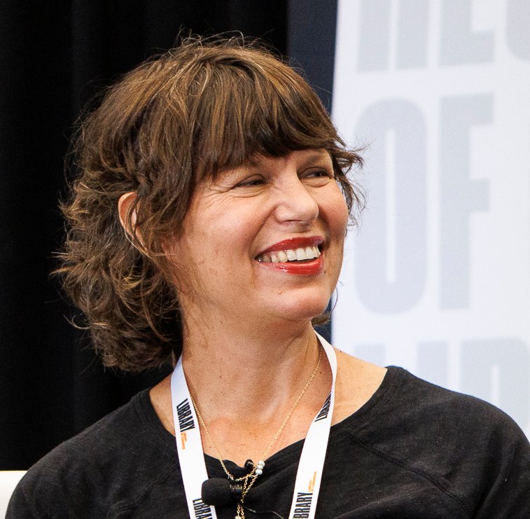 We Were Liars by E. Lockhart (image credits: 20220903SM0450, CC0, https://commons.wikimedia.org/w/index.php?curid=122815380)