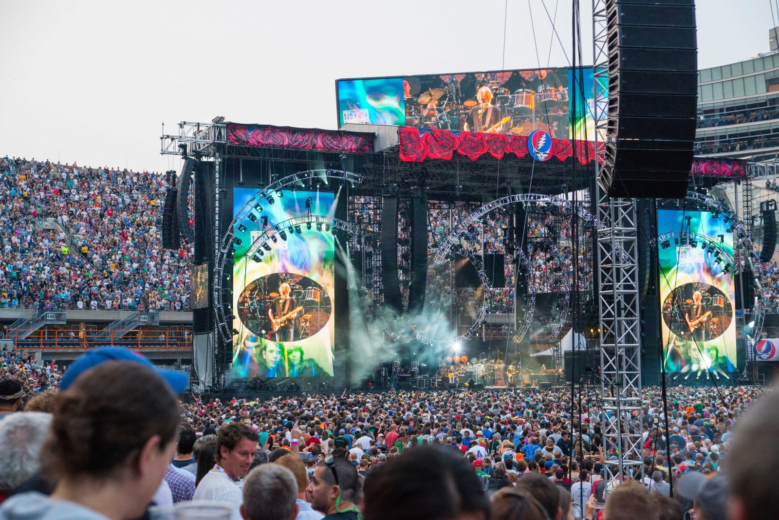 Shaping the Future of Live Music (image credits: DSC_4106, CC BY 2.0, https://commons.wikimedia.org/w/index.php?curid=45070551)