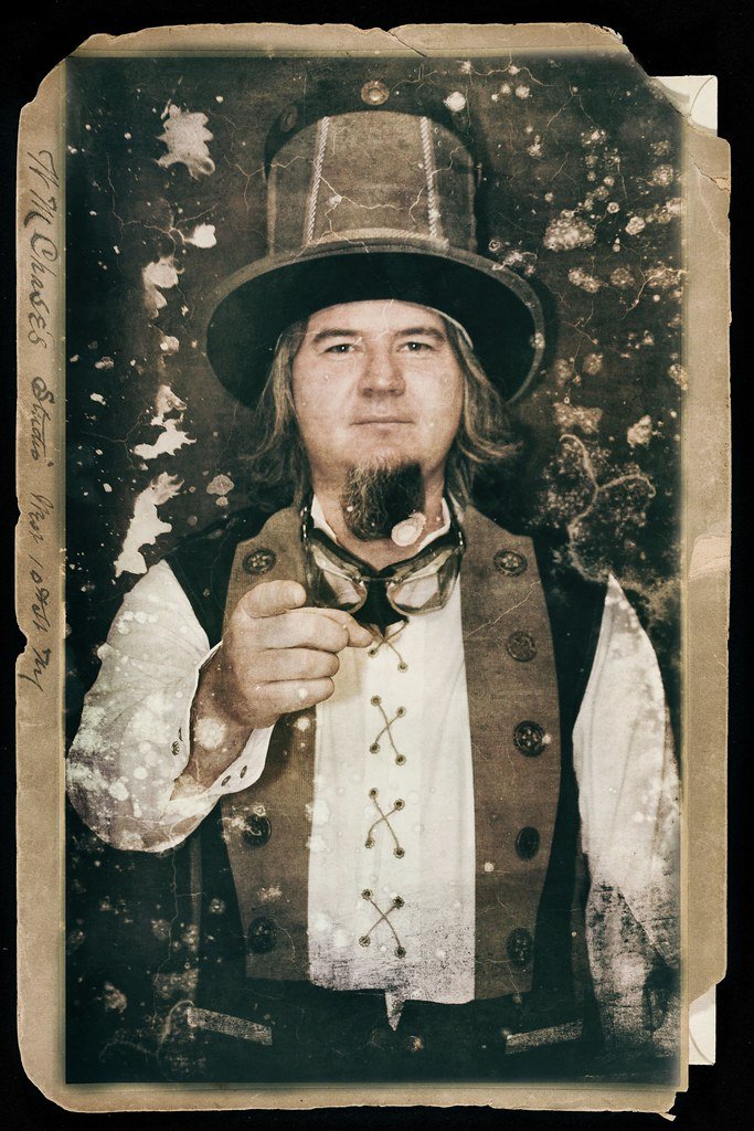 Sensation Novels: Victorian Bestsellers That Scandalized Society (image credits: flickr)