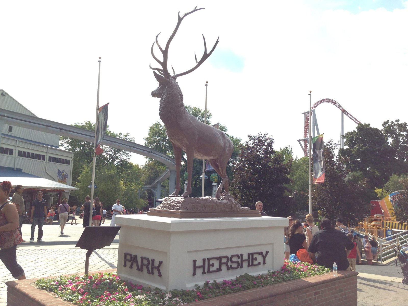 Hersheypark: Chocolate Empire’s Child Labor (image credits: Hersheypark

Uploaded by clusternote, CC BY 2.0, https://commons.wikimedia.org/w/index.php?curid=28883071)