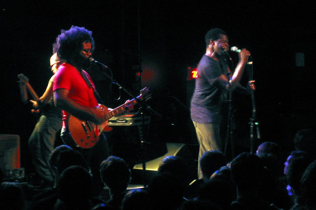 TV on the Radio's Frenetic Rock Energy (image credits: By Drake LeLane, CC BY 2.0, https://commons.wikimedia.org/w/index.php?curid=7972297)