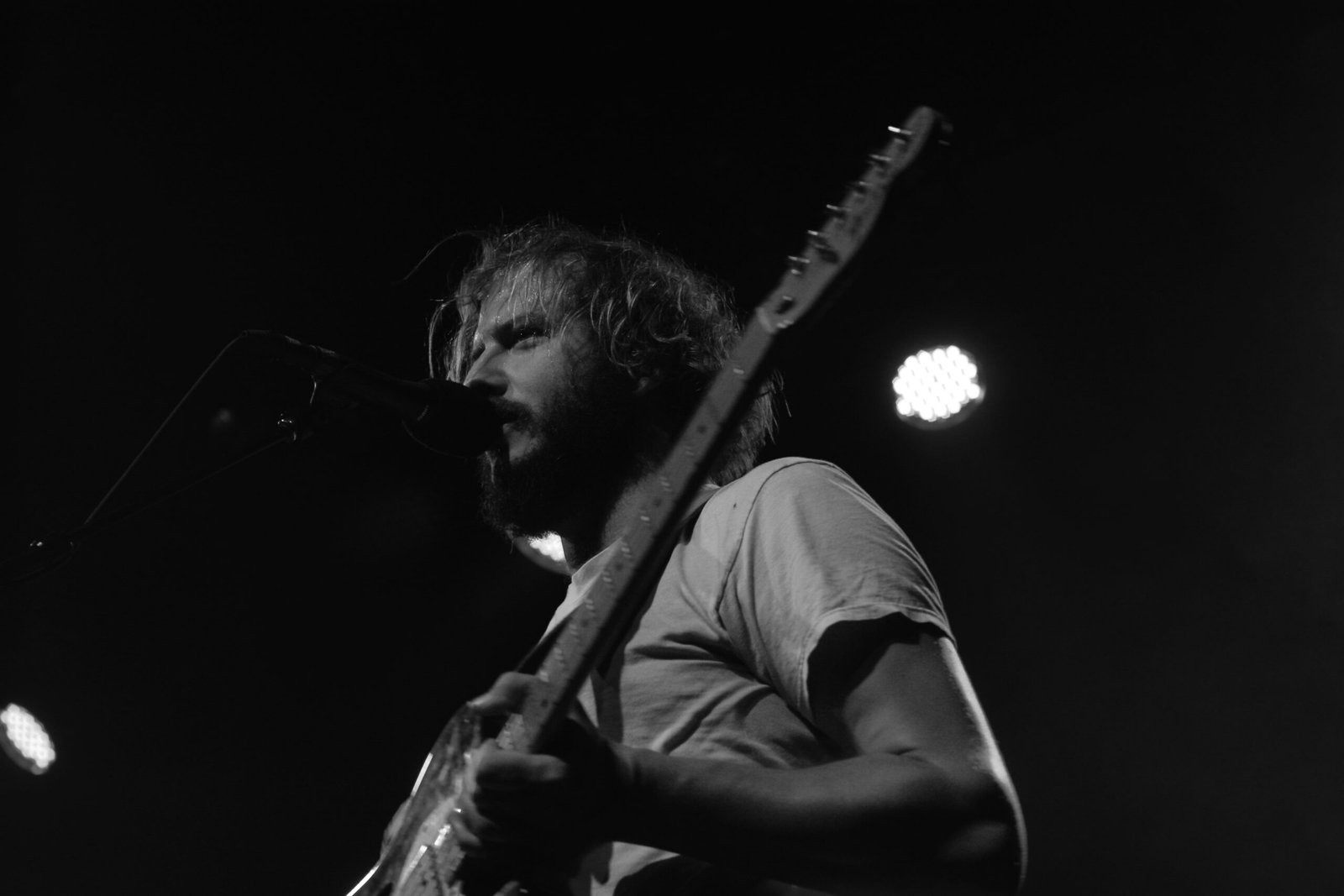 Bon Iver - Skinny Love (image credits: Bon Iver 4, CC BY 2.0, https://commons.wikimedia.org/w/index.php?curid=8819111)